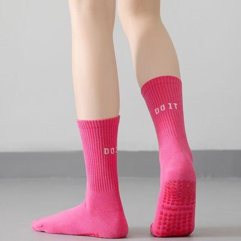 1 Pairs New Colorful Trend Spo - Medias Para Pilates Y Yoga review and price